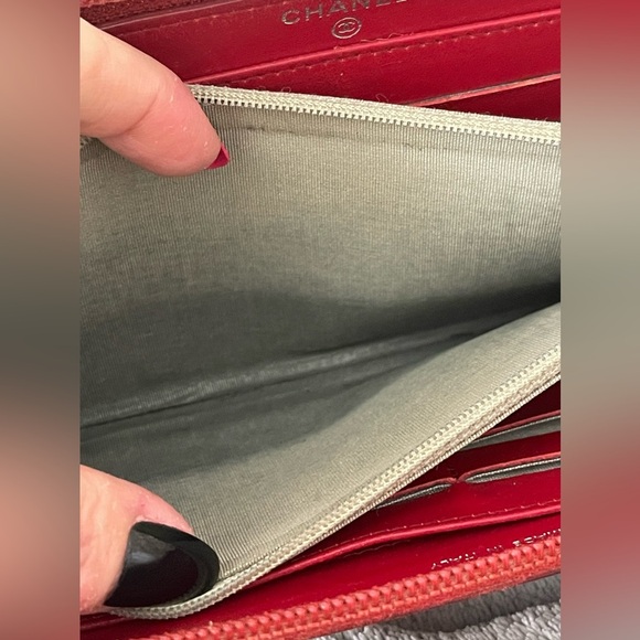 CHANEL Beautiful Caviar Large CC Timeless Zip Around Wallet in Red⭐️W/COA & CARD - Picture 15 of 17